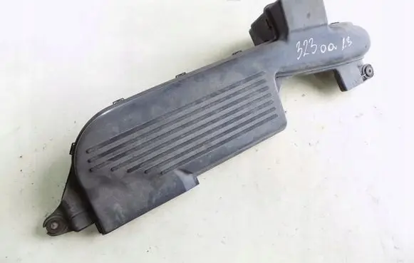 Mazda 323 Intake resonator 