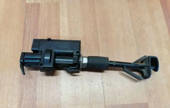 Renault Espace V (RFC) Fuel tank cap lock motor 788264742R 788242094R