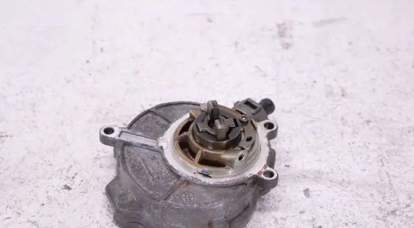 Audi Q5 SQ5 Vacuum pump 06E145100R