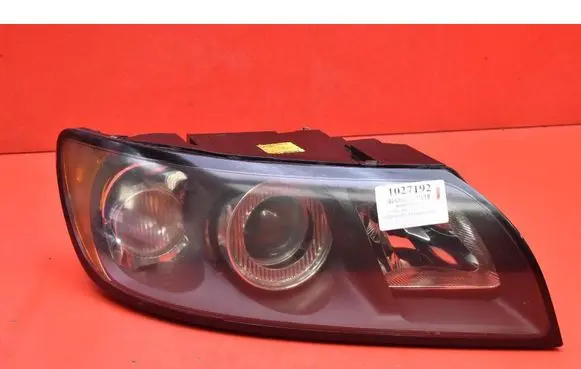 Volvo S40 Headlight/headlamp 31213185
