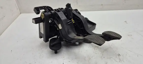 Opel Combo D Brake pedal 0518228340E