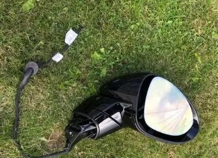 Porsche Cayenne (9Y0 9Y3) Front door electric wing mirror 9Y1857508BA