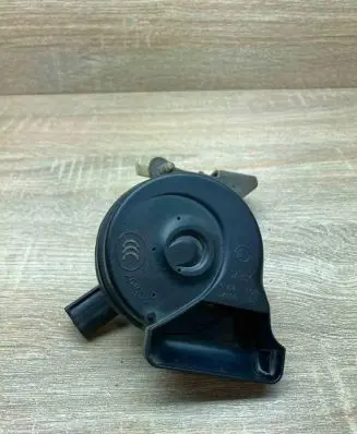 Volkswagen PASSAT B7 Horn signal 7N0951221A 3AA951182A