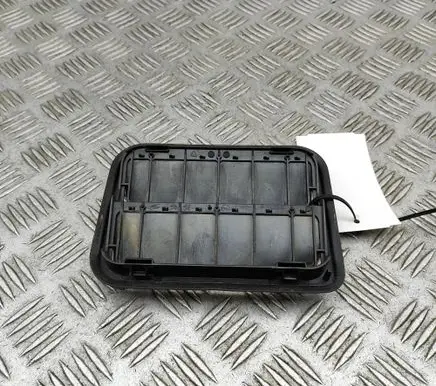 Peugeot 508 II Quarter panel pressure vent 9675506980