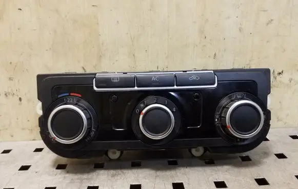 Volkswagen Golf VI Climate control unit 3C8907336AB 5HB00975120