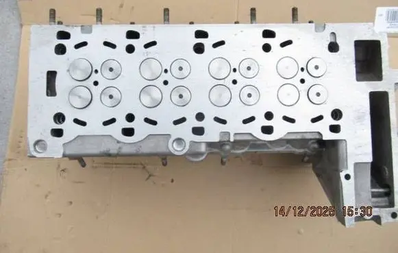 Opel Vectra B Engine head 90573940