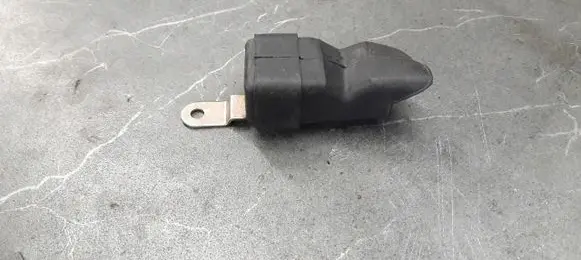 Mazda 626 Fuel pump relay H470