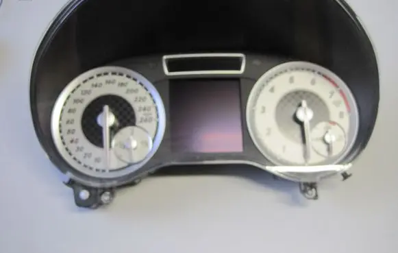 Mercedes-Benz A W176 Speedometer (instrument cluster) A1769008100
