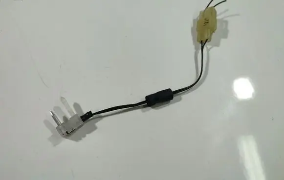 Suzuki Swift I Outside/exterior temperature sensor 