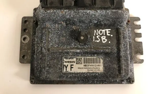 Nissan Note (E11) Engine control unit/module MEC37510 MEC37510C26921