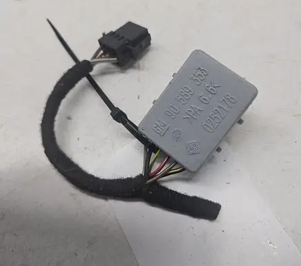Opel Vectra C Seat heating relay 90589353