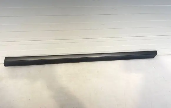 Volkswagen PASSAT B8 Front door trim (molding) 3G0854940E