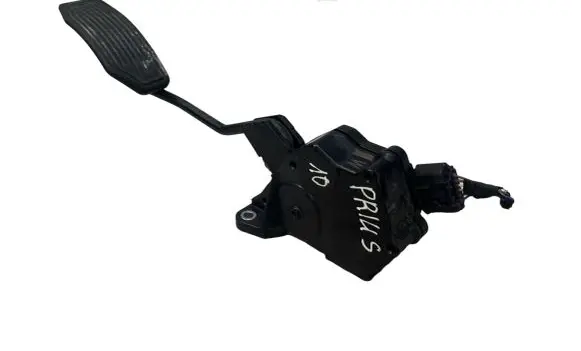 Toyota Prius (XW30) Accelerator throttle pedal 7811012040 1988007830