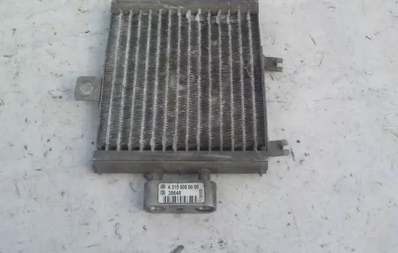 Engine oil radiator