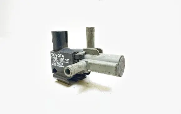 Toyota Corolla Verso E121 Turbo solenoid valve 9091012257