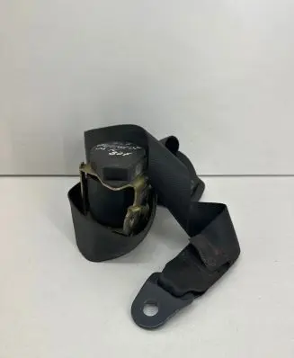 Peugeot 807 Front seatbelt 040114