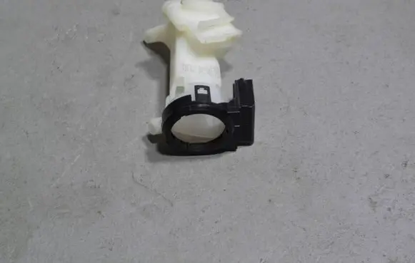 Ford Focus Ignition lock contact 19H386