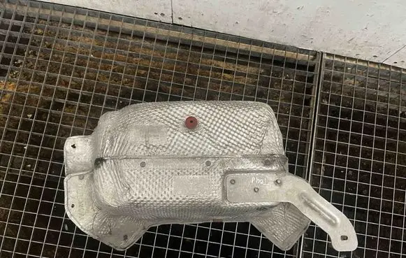 Chrysler Pacifica Heat shield in engine bay 68267107AC