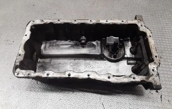 Oil sump