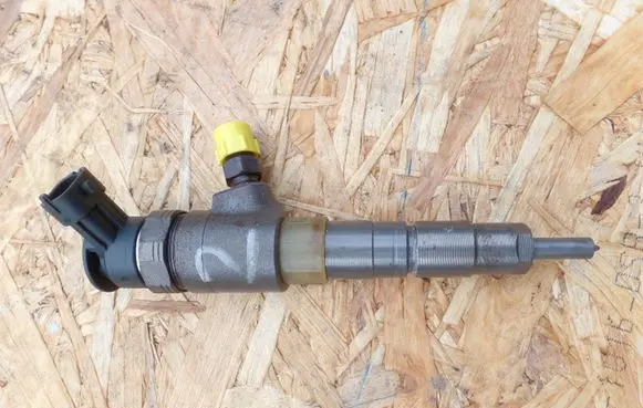 Ford Focus Fuel injector 0445110340 870692
