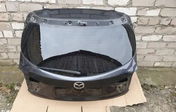 Mazda 3 II Tailgate/trunk/boot lid 