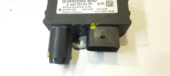 Mercedes-Benz B W245 Glow plug pre-heat relay A6401530479