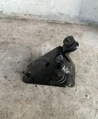 Seat Leon (5F) ABS pump bracket 