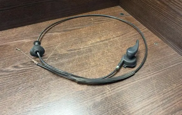 Iveco Daily 3rd gen Engine bonnet/hood lock release cable 5801899744