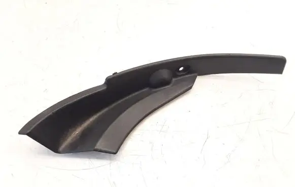 Mazda 2 Windshield trim D65151PB1