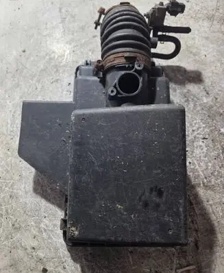 Mazda 6 Air filter box NL813