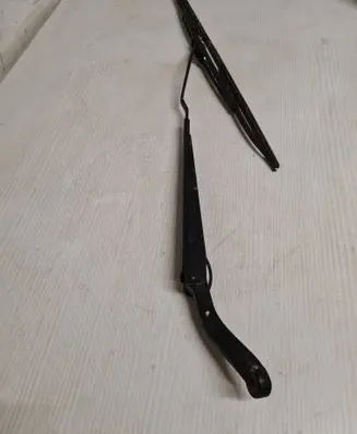 Volvo S60 Front wiper blade arm 8624266 8624243