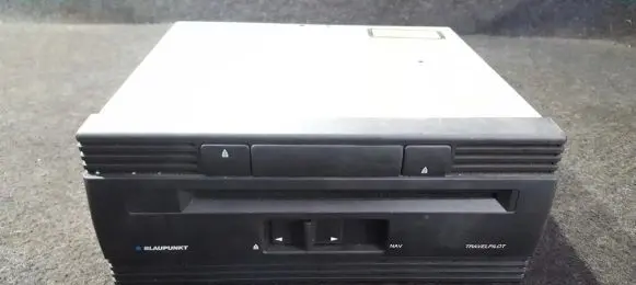 Navigation unit CD/DVD player