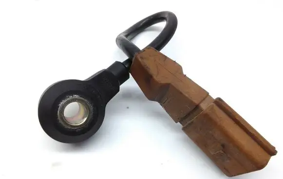 Skoda Fabia Mk1 (6Y) Detonation knock sensor 