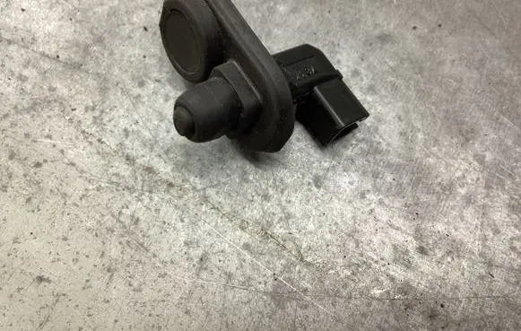 Honda CR-V Rear door sensor CS156