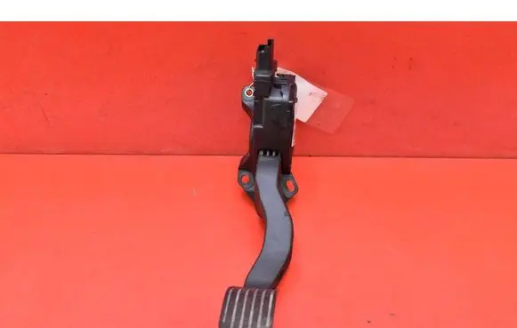 Peugeot 308 Accelerator throttle pedal 9671433780