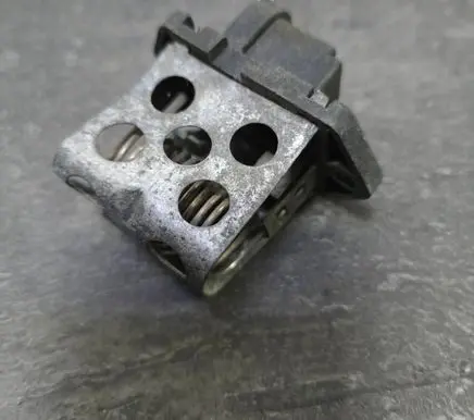 Renault Scenic I Heater blower motor/fan resistor 7700432632