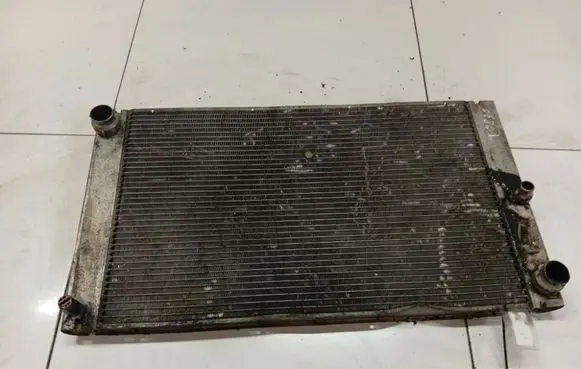 BMW 7 E65 E66 Intercooler radiator 10830A