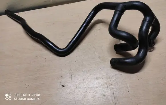 Jaguar XK8 - XKR Engine coolant pipe/hose