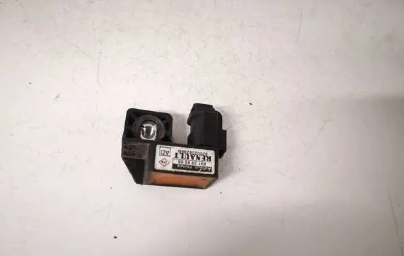 Renault Megane II Airbag deployment crash/impact sensor 8200236286B