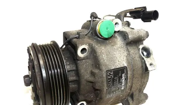 Mitsubishi ASX Air conditioning (A/C) compressor (pump) 7813A352 AKS200A407J
