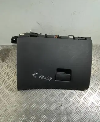 Opel Astra J Glove box 13262607