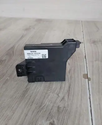 Toyota Yaris Air conditioner control unit module 88650-0D250