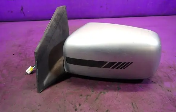 Mitsubishi Lancer Front door electric wing mirror 