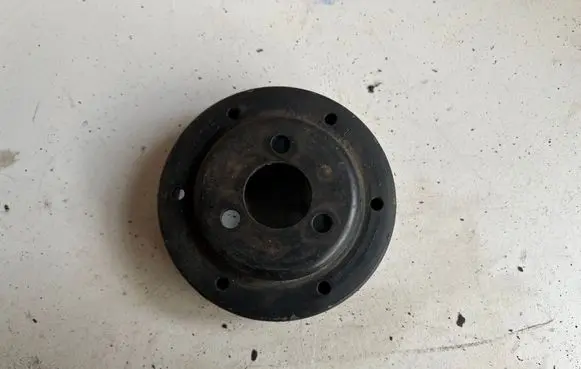 Audi A4 S4 B5 8D Water pump pulley 058119145