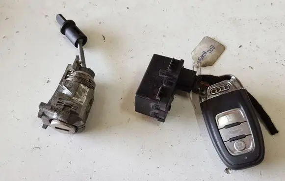 Audi A6 S6 C7 4G Ignition lock 4H0909131