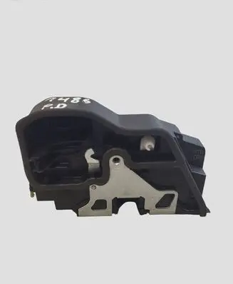 BMW 3 F30 F35 F31 Front door lock 053702 7202