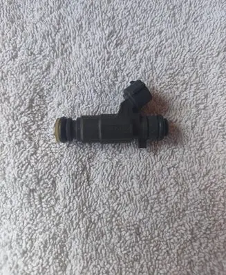 Peugeot 208 I Fuel injector 9676017480