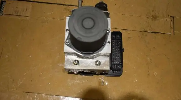 Porsche Panamera (971) ABS control unit/module