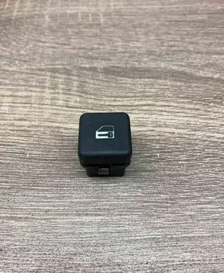 BMW 5 E39 Central locking switch button 8360828 Used