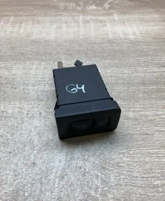 Volkswagen Golf IV Seat heating switch 1J0963564B
